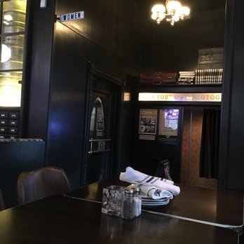 Hopsmith Tavern - Sports Bars Near Me - Chicago, Illinois Hopsmith Tavern - Sports Bars Near Me - Chicago, Illinois