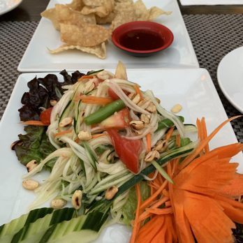 Hola Bangkok - Papaya salad - Thai Near Me - Playa del Carmen, ROO Hola Bangkok - Papaya salad - Thai Near Me - Playa del Carmen, ROO