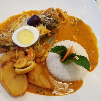 Coracora - Cau cau de mariscos - Latin American Near Me - West Hartford, Connecticut