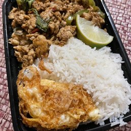 Spicy Basil Chicken