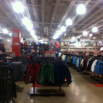 The North Face Camarillo Premium Outlets - Sports Wear Near Me - Camarillo, California The North Face Camarillo Premium Outlets - Sports Wear Near Me - Camarillo, California