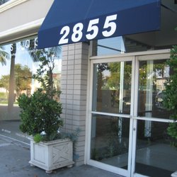 Seaview Secretarial Solutions - Conveniently located between Starbucks and the Union Bank with parking behind the building.