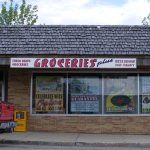 Beckett's Groceries Plus Logo