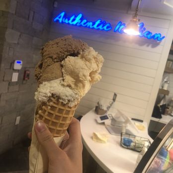 Gelato Paradiso - Espresso, S'mores Gelato, and Cantalupa Sorbetto - Desserts Near Me - Austin, Texas
