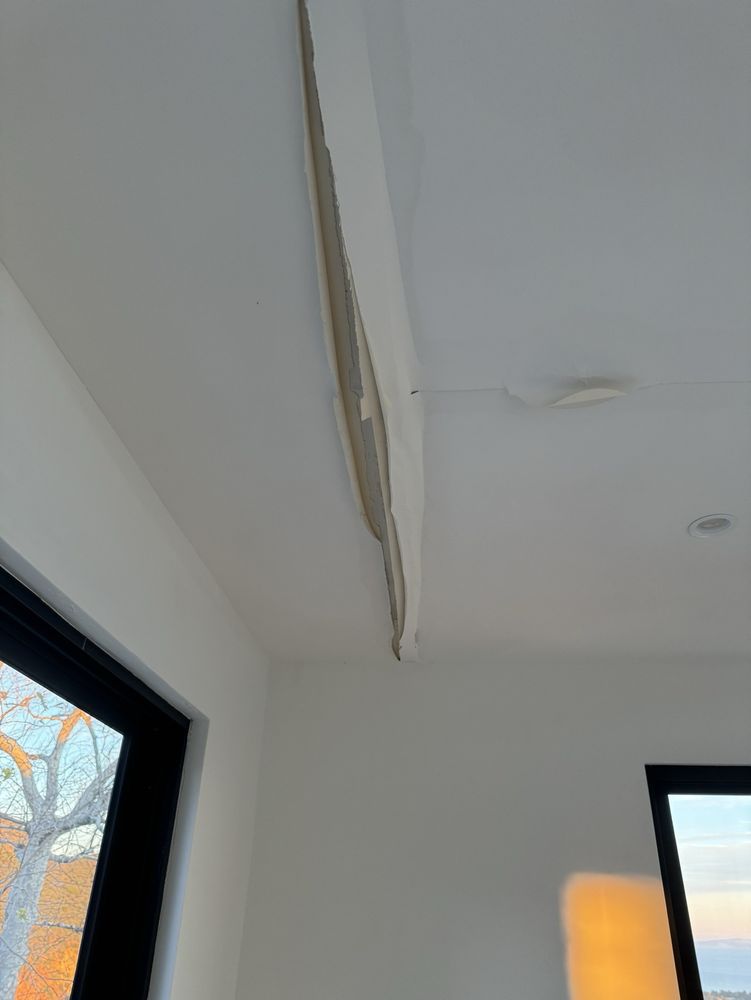 Slide of Horacio’s Roofing