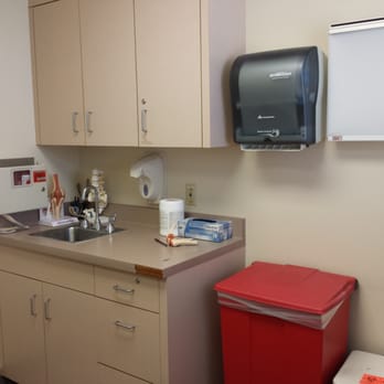 SOMA Orthopedics - Will check out my xrays in a minute..... - Sports Medicine Near Me - San Francisco, California SOMA Orthopedics - Will check out my xrays in a minute..... - Sports Medicine Near Me - San Francisco, California