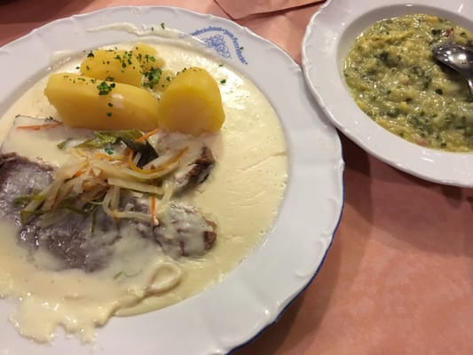 Weissbräuhaus zum Herrnbräu by null