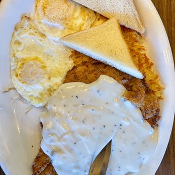 Fry's - Country Fried Steak Breakfast - Chicken Fried Steak, 2 Eggs, Hashbrowns, and Texas Toast. - American Near Me - Belton, Texas