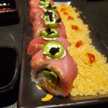 Sushi Roll - Sushi Bars Near Me - Chula Vista, California
