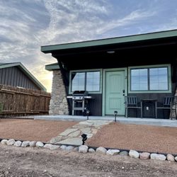 Doves Rest Cabins - Phantom Cabins still retain the privacy for every guest