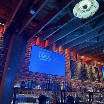 Hi Tops - Bar - Gay Bars Near Me - West Hollywood, California