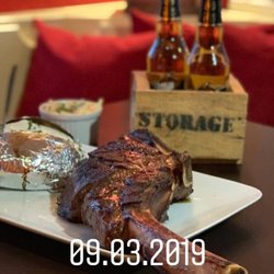 Moonshiner - Auf Wunsch und Bestellung bereiten wir euch gerne auch T-bone oder Tomahawk frisch vom Grill zu!