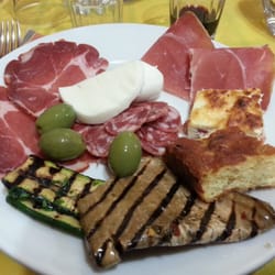Dal Vecchio Scarpone - Prima portata degli antipasti