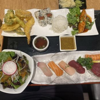 SAKANA SUSHI - Updated June 2026 - 943 Photos & 632 Reviews - 2383