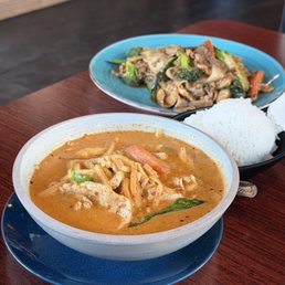 Red Curry Red Curry