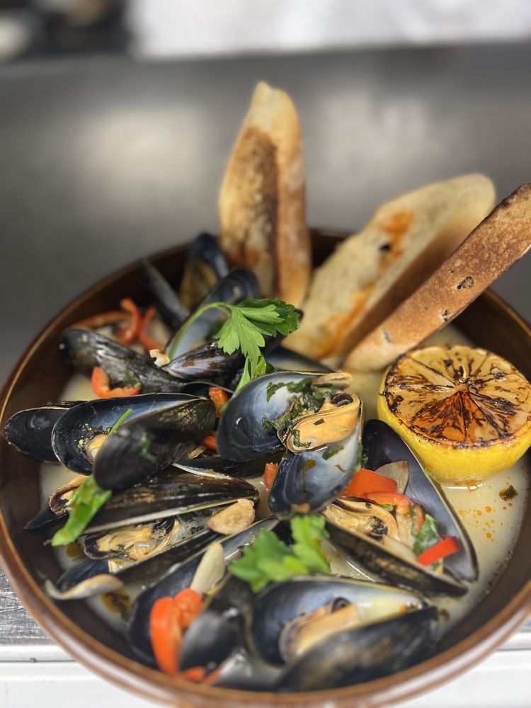 OLDE SILVER TAVERN Updated November 2024 91 Photos & 96 Reviews