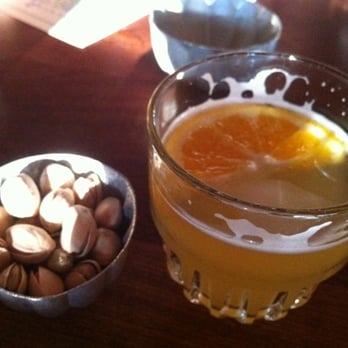 Windsor - 2011 - shorty Hoegaarden w/ free pistachio nuts - New American Near Me - Phoenix, Arizona Windsor - 2011 - shorty Hoegaarden w/ free pistachio nuts - New American Near Me - Phoenix, Arizona