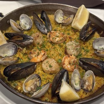 Sabor & Sazon - Best paella - Italian Near Me - Paso Robles, California