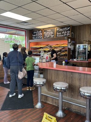 Avon Donuts Inc by null