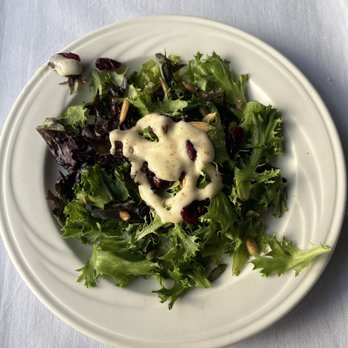 Cafe Lafayette Dinner Train - Salad 1/5 stars, had better salads in a bag - New American Near Me - Lincoln, New Hampshire