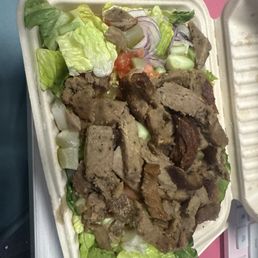 Bland gyro salad