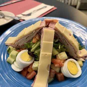 The Suburban Diner - Diners Near Me - Paramus, New Jersey