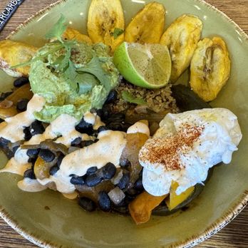 Plucky’s Cafe - Quinoa avocado bowl - Cafes Near Me - Burlingame, California Plucky’s Cafe - Quinoa avocado bowl - Cafes Near Me - Burlingame, California