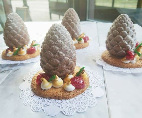 Pinoyshki Bakery, Cafe & Bar by null