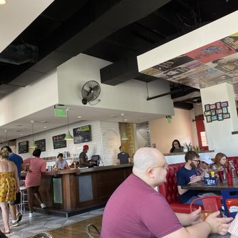 HangOverEasy - Bar area - Breakfast & Brunch Near Me - Cincinnati, Ohio