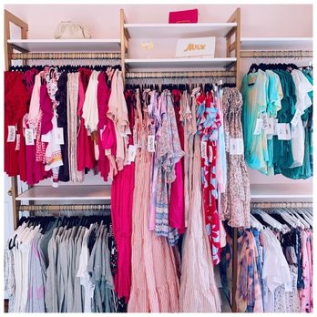 Shop Avara - Women's Clothing Near Me - Dallas, Texas Shop Avara - Women's Clothing Near Me - Dallas, Texas
