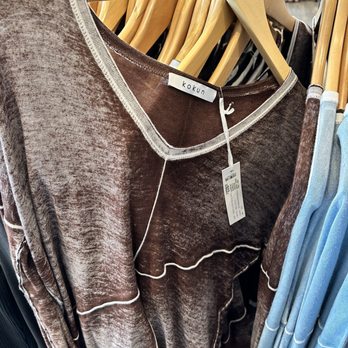 Sunny Days - Love this shirt - Plus Size Fashion Near Me - Palm Desert, California Sunny Days - Love this shirt - Plus Size Fashion Near Me - Palm Desert, California