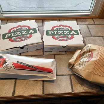 Ware House of Pizza - My order when I pickup it up. Bags and boxes are clean. Great presentation. - Pizza Near Me - Ware, Massachusetts Ware House of Pizza - My order when I pickup it up. Bags and boxes are clean. Great presentation. - Pizza Near Me - Ware, Massachusetts