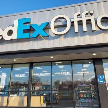 FedEx 店舗サイン FEDEX OFFICE PRINT & SHIP CENTER - Updated November 2025 - 10