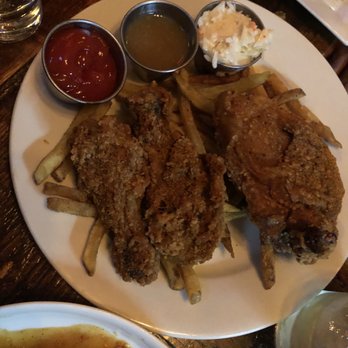 The Hutton - Hutton Fried Chicken Platter - New American Near Me - Jersey City, New Jersey