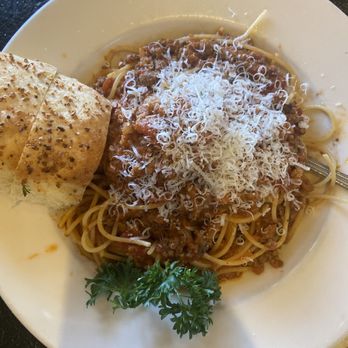 La Cucina Italian Eatery - Spaghetti with Bolognese sauce - Italian Near Me - Reno, Nevada La Cucina Italian Eatery - Spaghetti with Bolognese sauce - Italian Near Me - Reno, Nevada