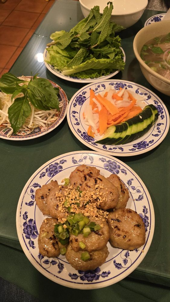 Food from Huong Xuan