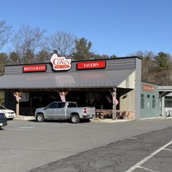 The Coney Island - 24 / 7 Classic
since 1917.
Coney Dogs, burgers, breakfast, tavern favorites, live music, and a 24-hour drive-thru.
