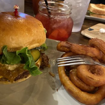 bread+butter - Cranberry mule, bread and butter burger, onion rings with chipotle ranch. - Desserts Near Me - Poplar Bluff, Missouri