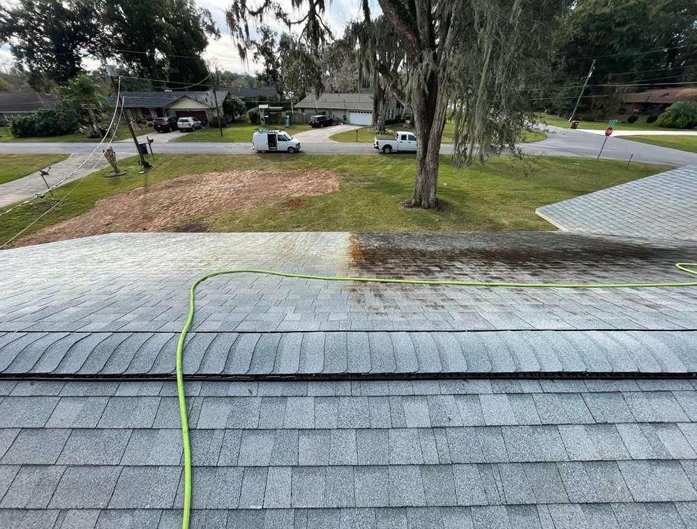 Slide of Xclusiv Klean