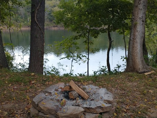 Parkers Hideaway On the White River by null