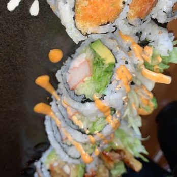 Sake Sushi & Grill - Spicy Salmon Roll, Boston Roll,Spider Roll - Sushi Bars Near Me - Schaumburg, Illinois