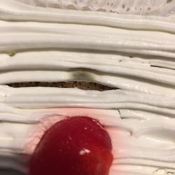 Sazón Latino - My Son ordered the tres leches cake today ( 6-14-20), he paid for 2 cakes & "thankfully " only received one MOLDY smelly cake!