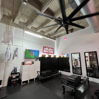 SWEAT AND SOUL STUDIOS - Trainers Near Me - Houston, Texas SWEAT AND SOUL STUDIOS - Trainers Near Me - Houston, Texas