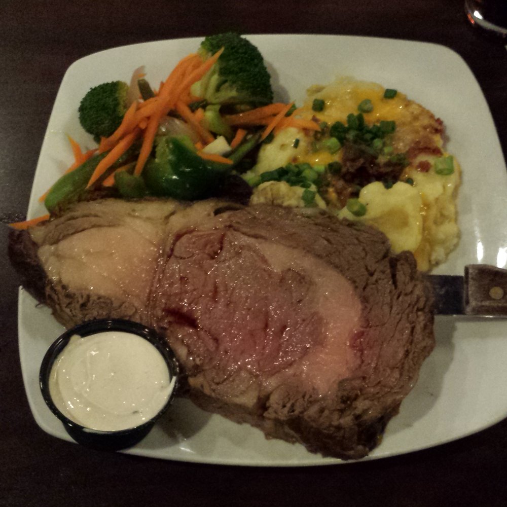 Mulligan's - 14oz Queen size Prime Rib medium rare. Good stuff. - American Near Me - Cheboygan, Michigan Mulligan's - 14oz Queen size Prime Rib medium rare. Good stuff. - American Near Me - Cheboygan, Michigan