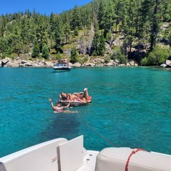 North Shore Boat Rentals
