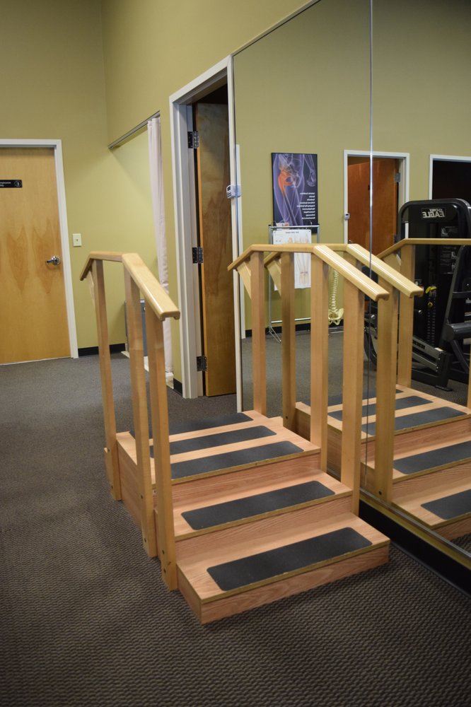 ADVANCE REHABILITATION Updated September 2024 13 Photos 620 J L