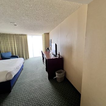 Aquarius Casino Resort - Casinos Near Me - Laughlin, Nevada