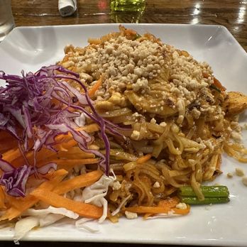 Thawan Thai Cuisine - Pad Thai - Thai Near Me - Norman, Oklahoma