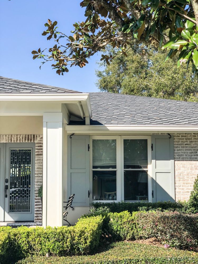 Slide of Universal Roof & Contracting Jacksonville