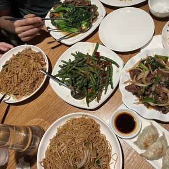 Hong Kong Bistro - Chicken Pan Fried Noodle, beans, Beef with Chinese Broccoli, Mongolian Beef, potstickers, House Fried Rice - Cantonese Near Me - Seattle, Washington Hong Kong Bistro - Chicken Pan Fried Noodle, beans, Beef with Chinese Broccoli, Mongolian Beef, potstickers, House Fried Rice - Cantonese Near Me - Seattle, Washington